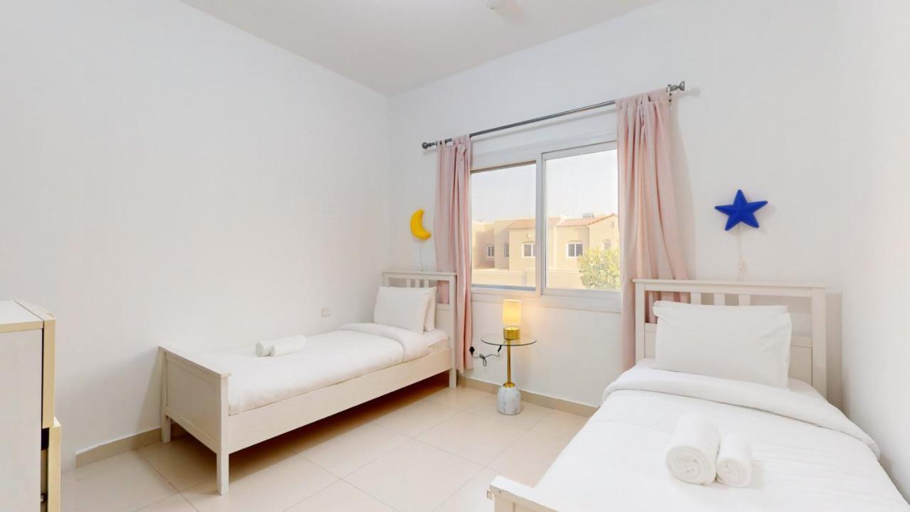 Bella Casa At Serena - Peaceful Three Bed Villa Dubai Exterior foto